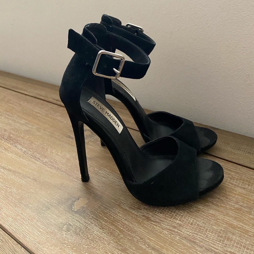 Steve Madden black heels
